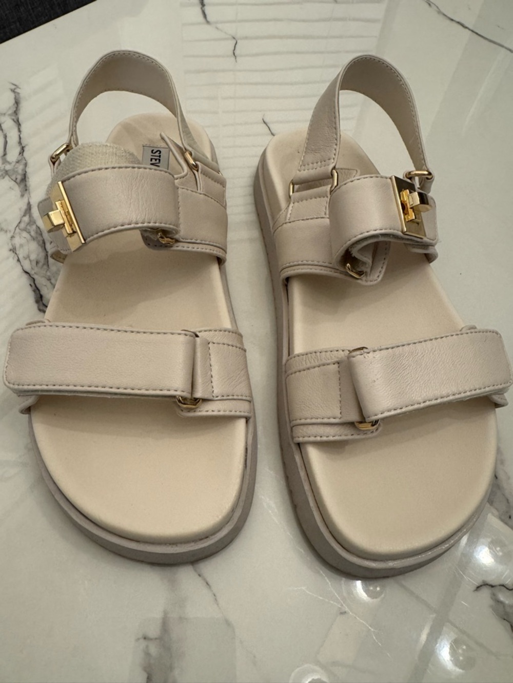 Steve Madden Cream Leather Strappy Sandals with Gold Hardware